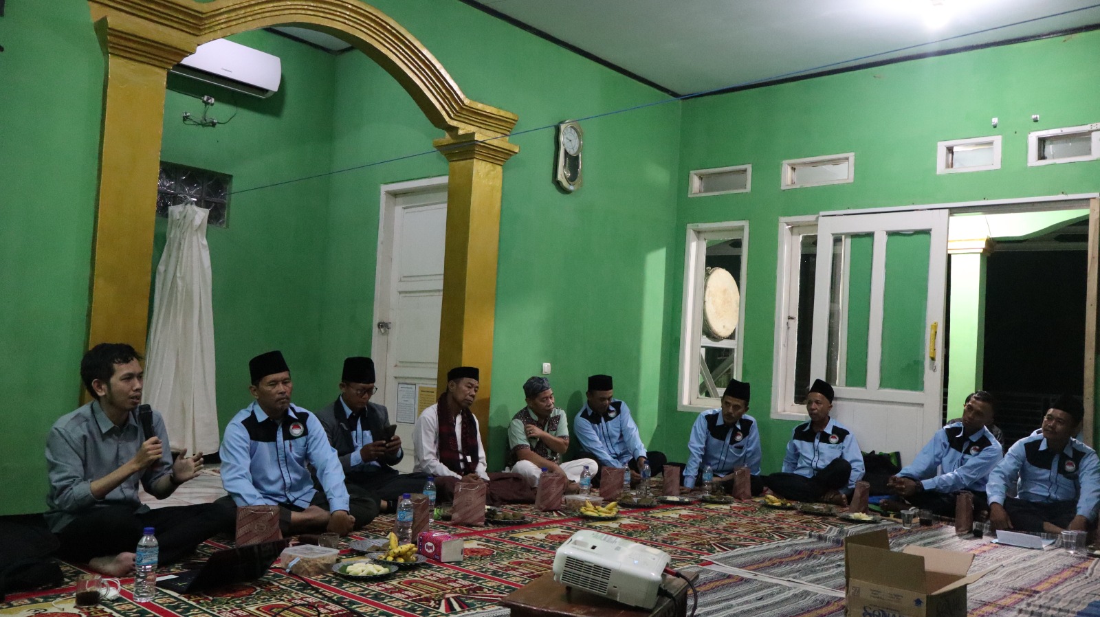 Pengabdian Dosen KPI IAI AL AZIS: Menanamkan Nilai Penting Komunikasi dalam Kehidupan Masyarakat